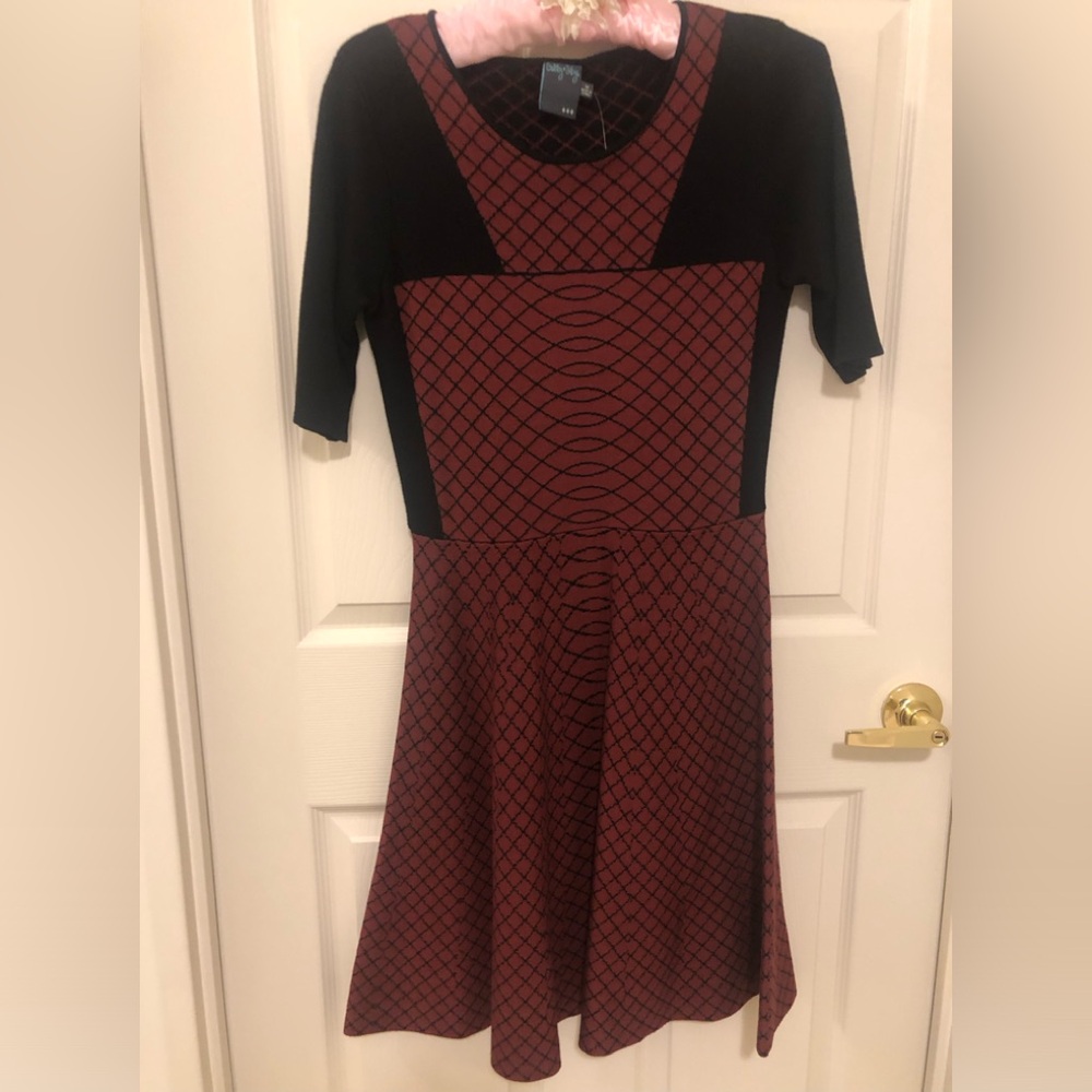 Black & Burgundy A-Line Short Sleeve Sweater Dress with Geometric Print (New!)